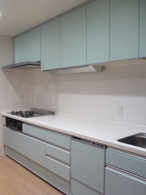 鮮やかな水色のキッチン LIXIL リシェルSIにお取替え 鮮やかな水色のキッチン LIXIL リシェルSIにお取替え